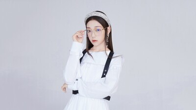 shine brighter 希林娜依高铃声