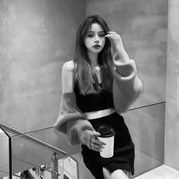 我迎風流淚鈴聲