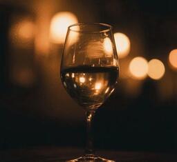 空荡的酒杯铃声