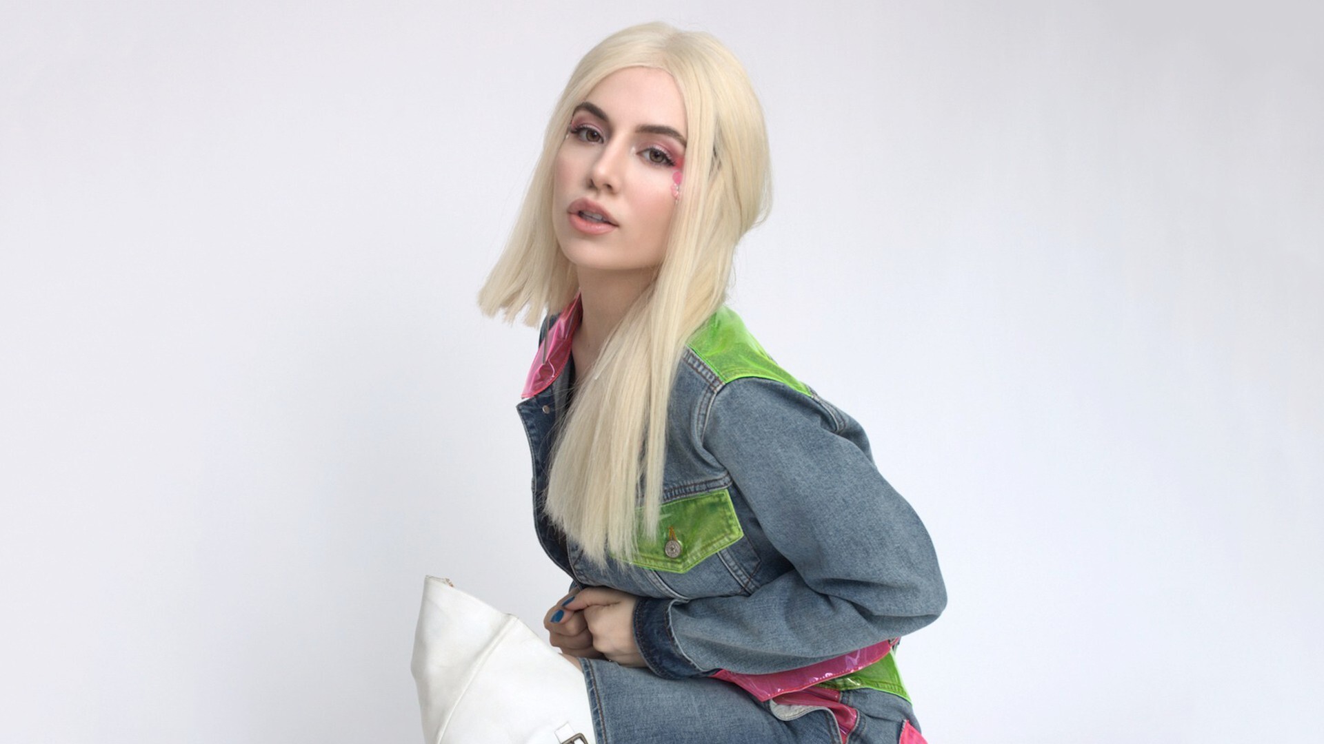 Ava Max - Sweet but Psycho鈴聲 - mm鈴聲